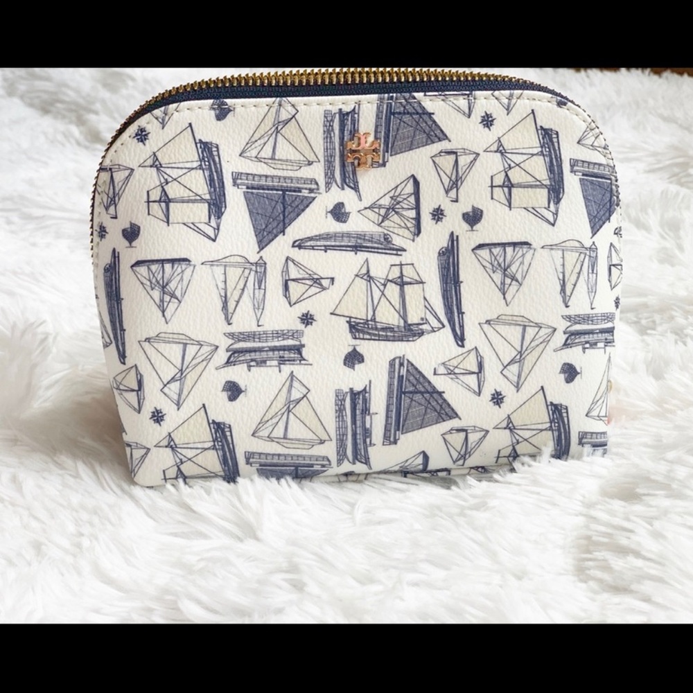 Tory Burch  Kerrington Cosmetic Case